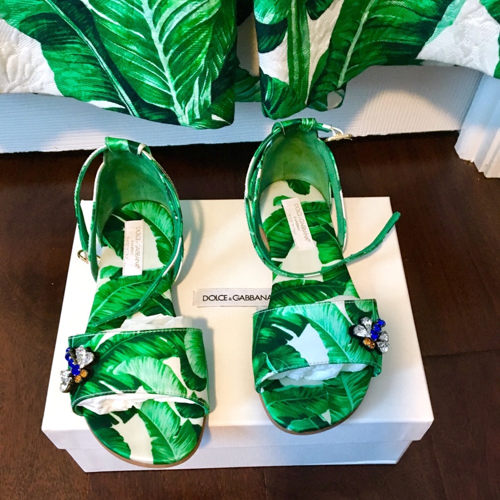 Little girl sandals